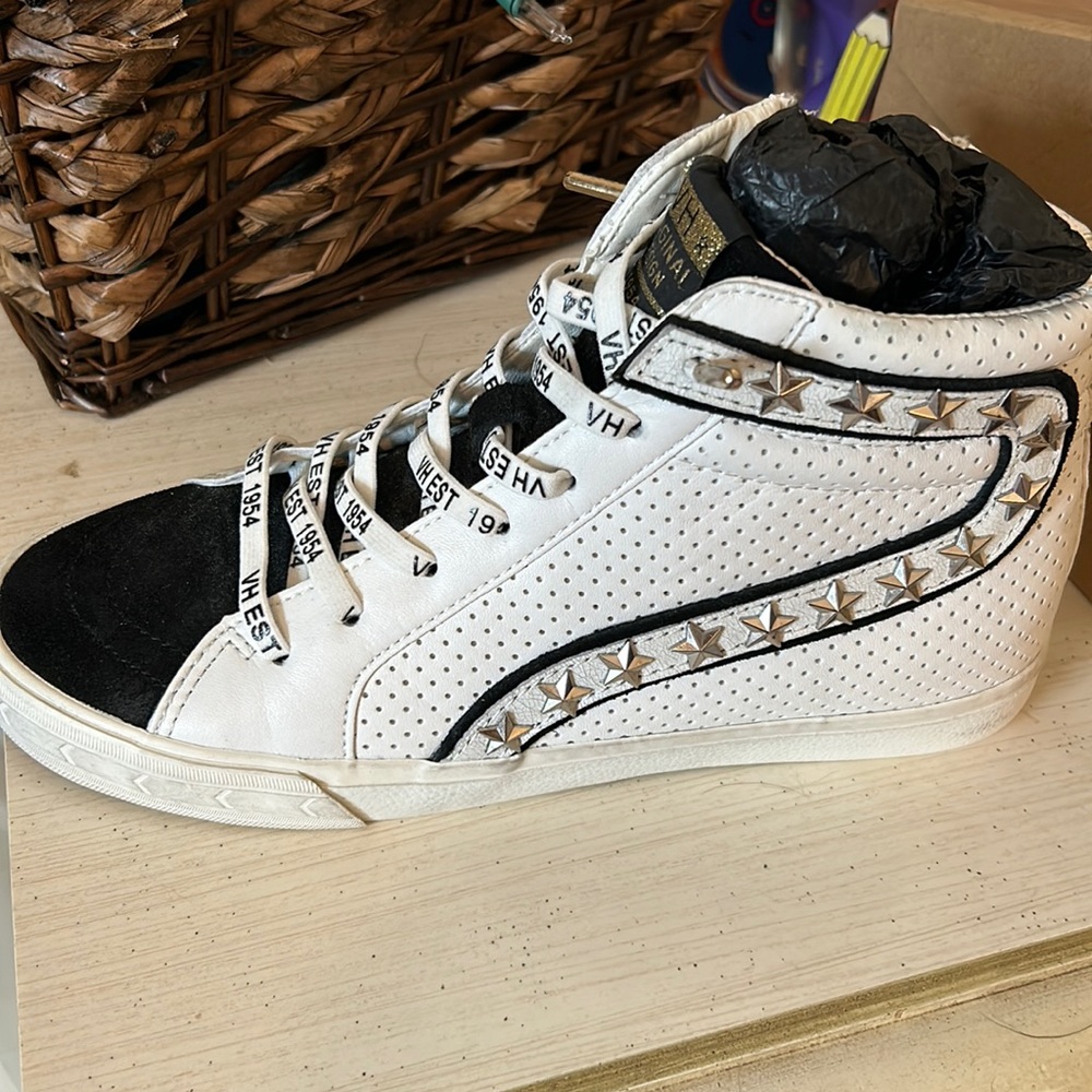 Brand new Vintage Havana sneakers
